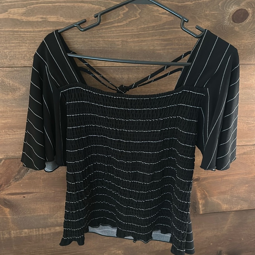 Square neck black top large